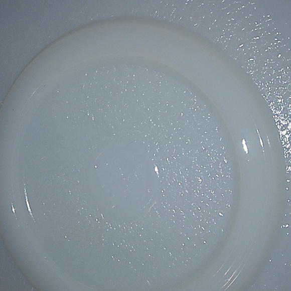 Vintage GE General Electric Milk Glass Mixing Bowl - Picture 7 of 7